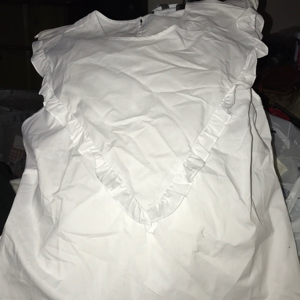🧐 Alexander Jordan sleeveless white ruffle top